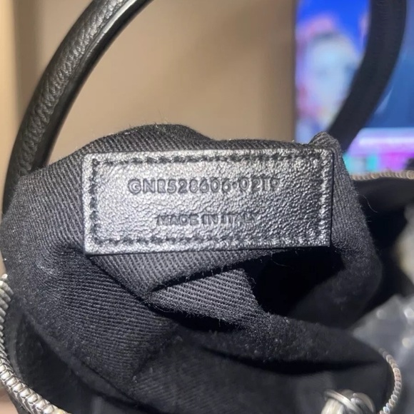 SAINT LAURENT
Sac de Jour Duffle 48h leather travel - Picture 15 of 15